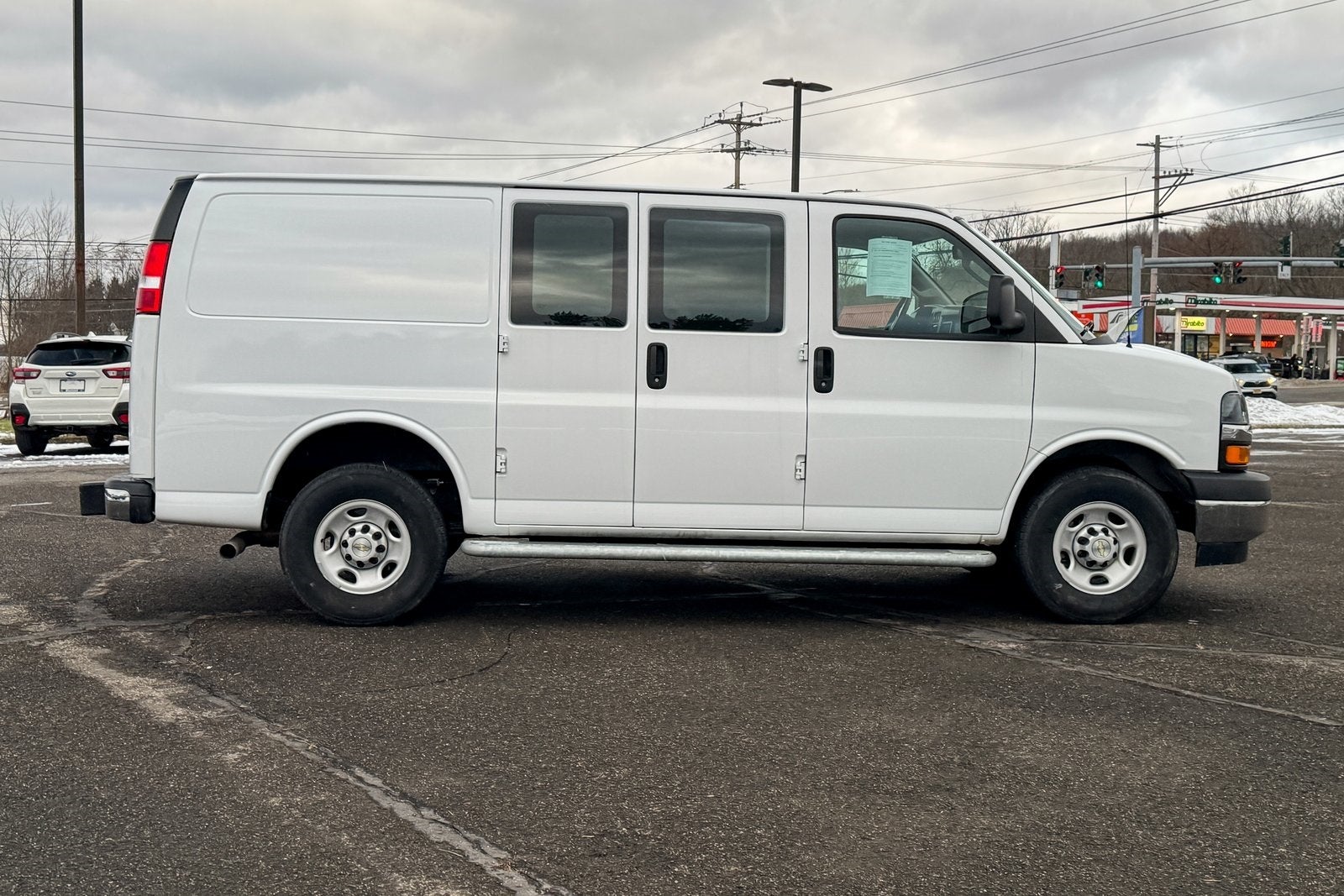 2024 Chevrolet Express 2500 Work Van Cargo