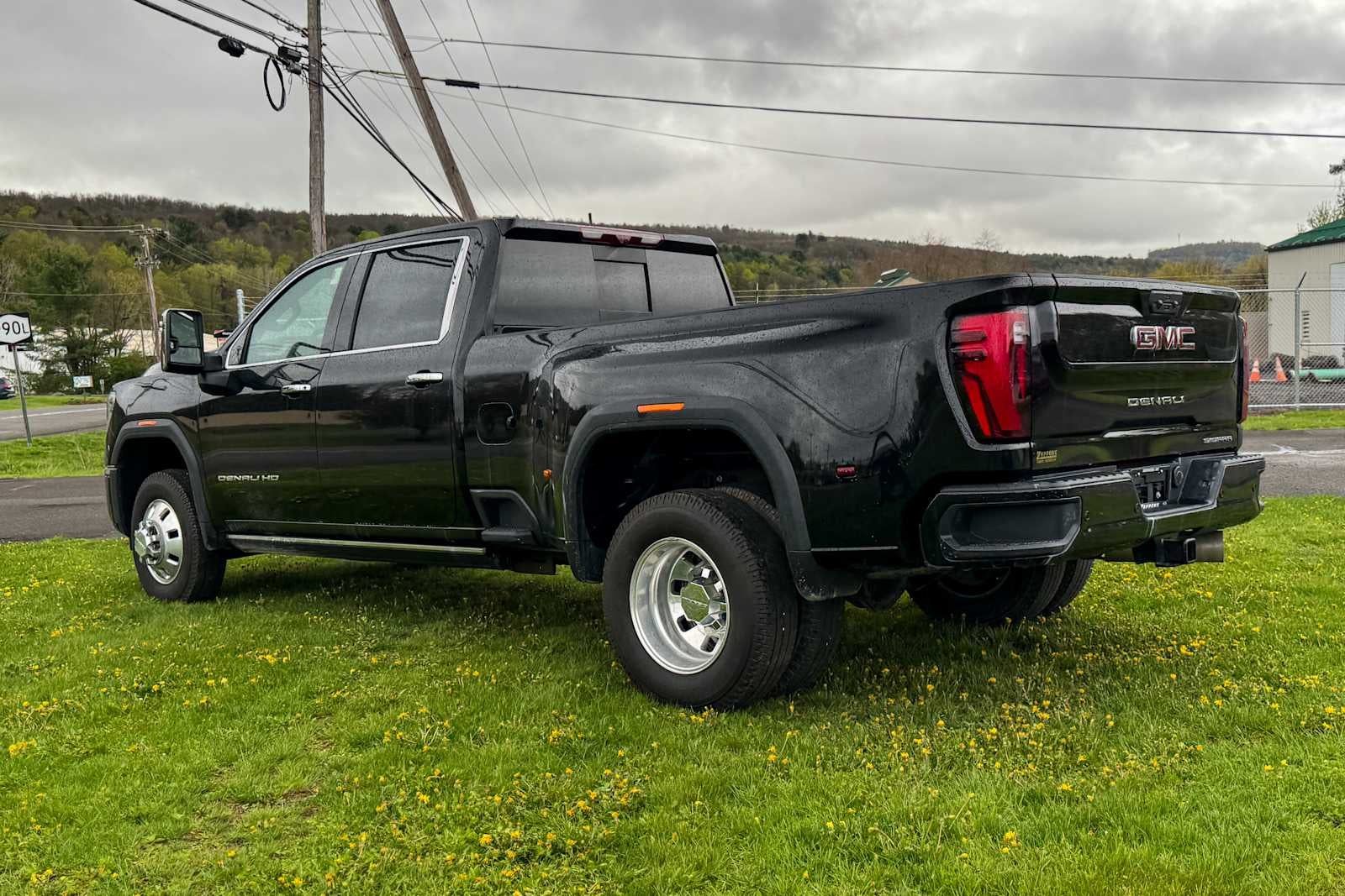 2025 GMC Sierra 3500HD Denali