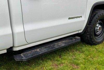 2018 GMC Sierra 1500 2WD Reg Cab 133.0"