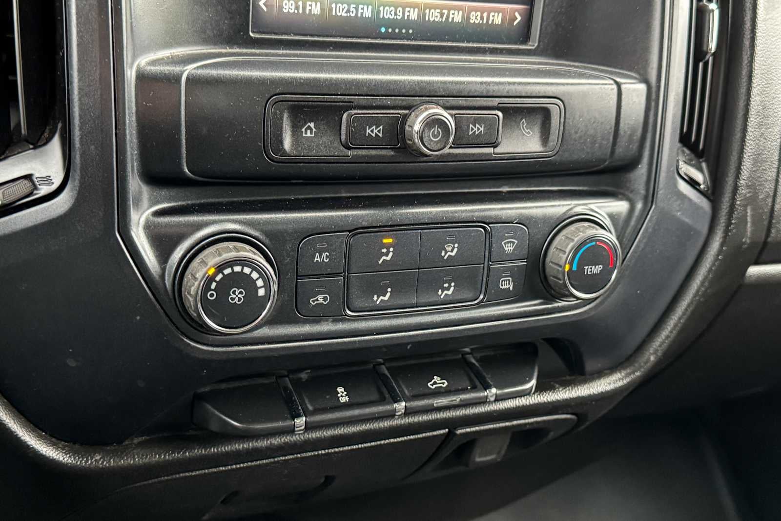 2018 GMC Sierra 1500 2WD Reg Cab 133.0"