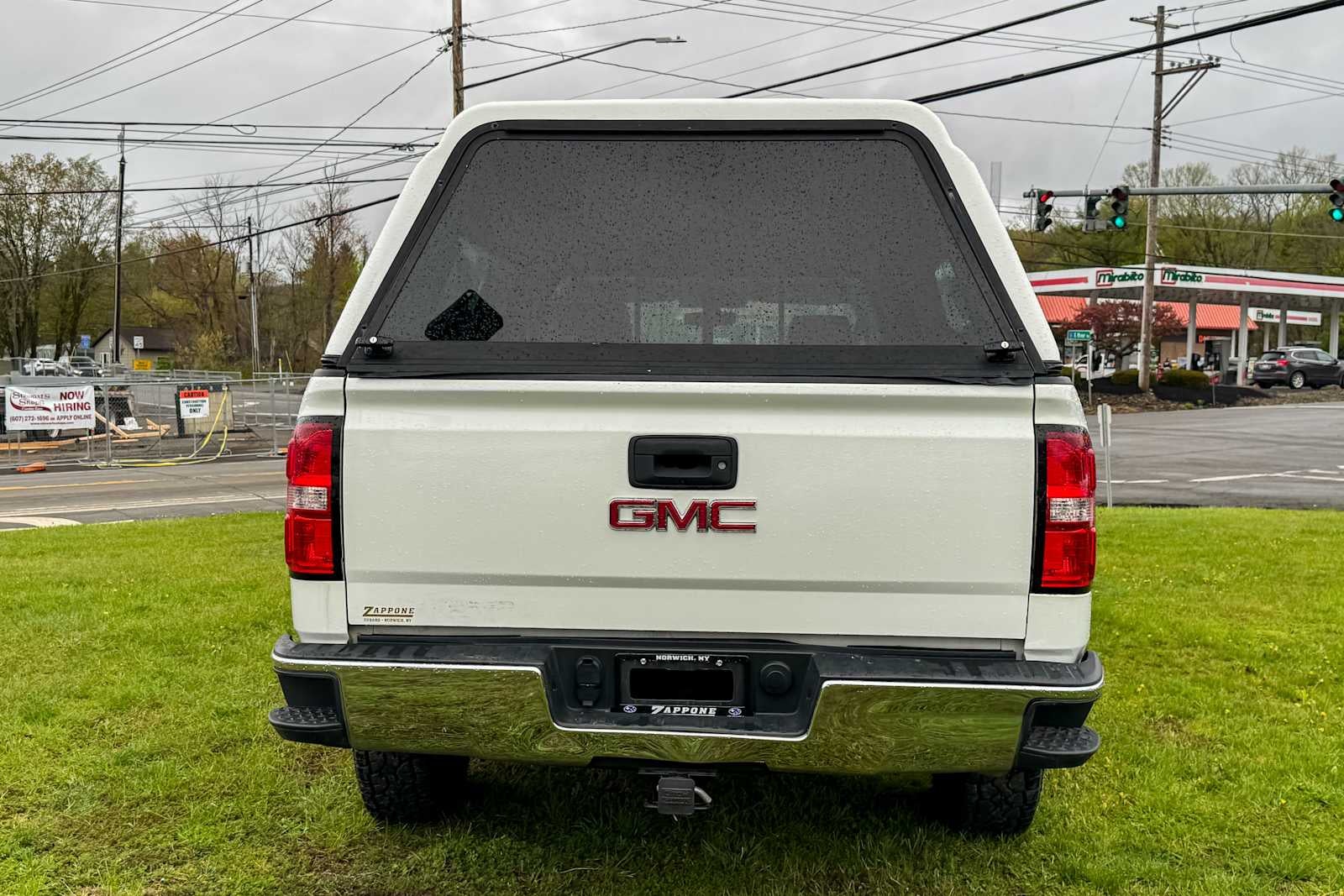 2018 GMC Sierra 1500 2WD Reg Cab 133.0"