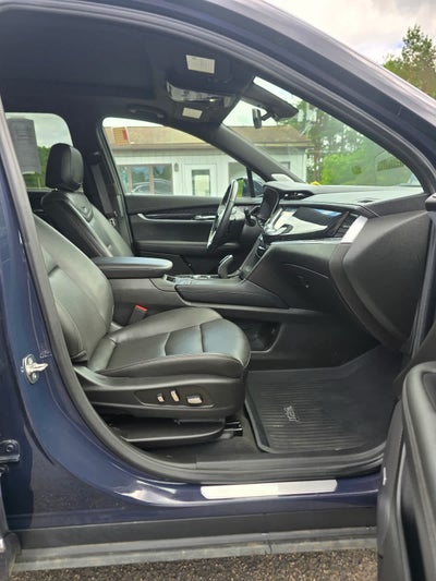 2025 Cadillac XT6 AWD Premium Luxury