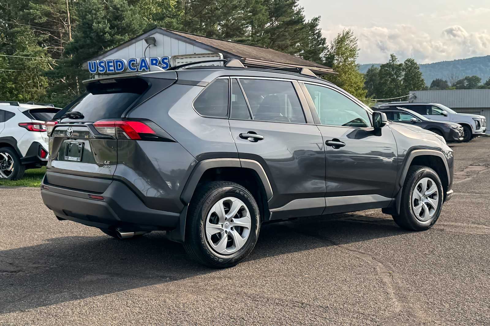 2019 Toyota RAV4 LE