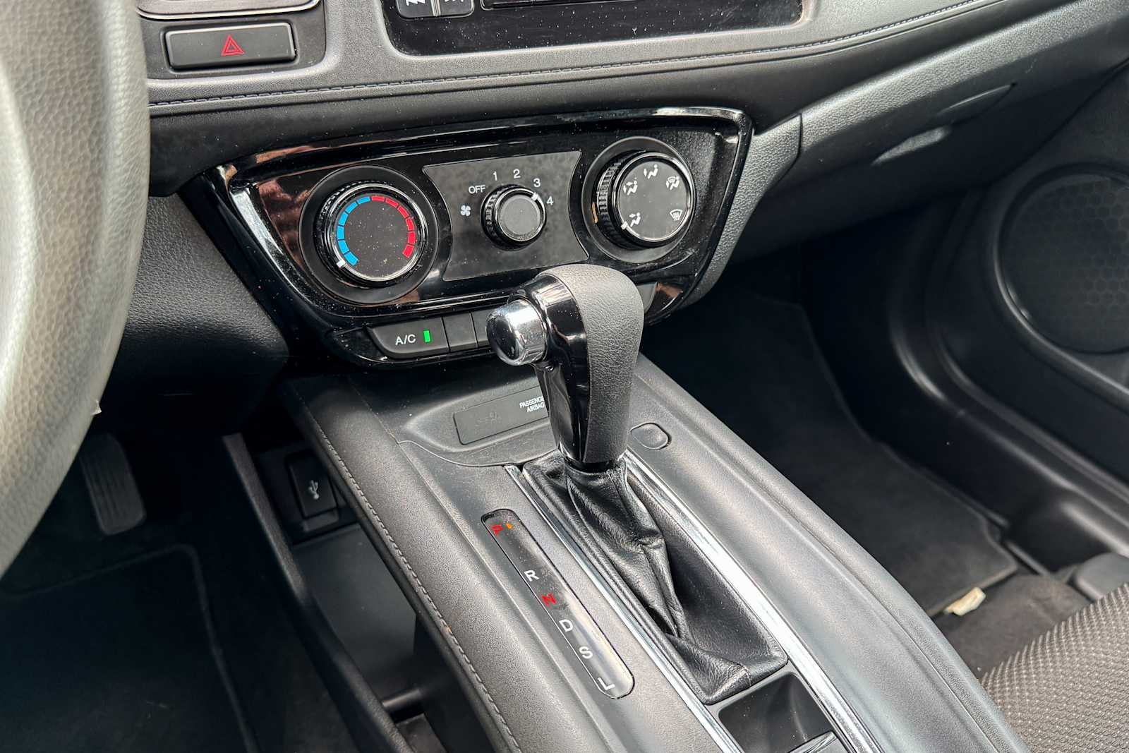 2016 Honda HR-V LX
