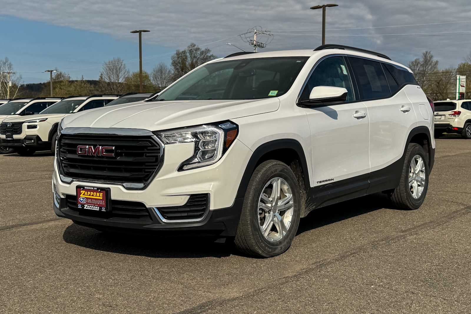 2023 GMC Terrain SLE