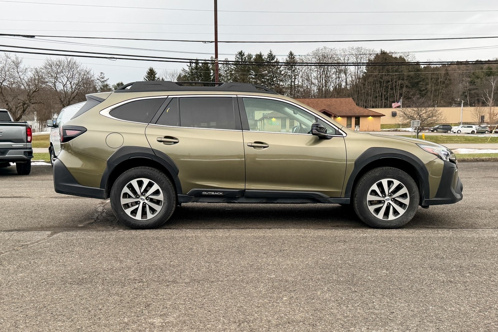 2023 Subaru Outback Premium