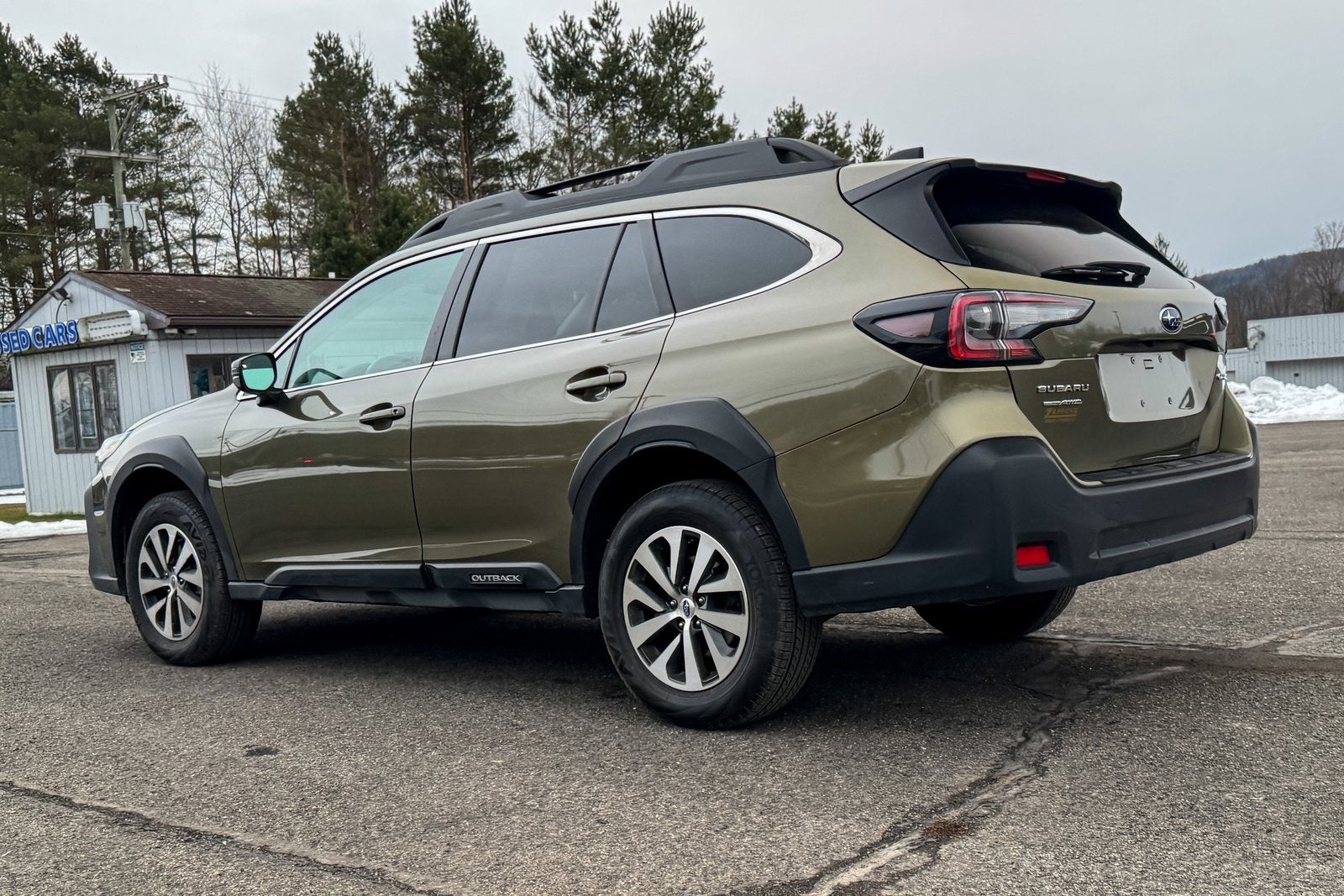 2023 Subaru Outback Premium