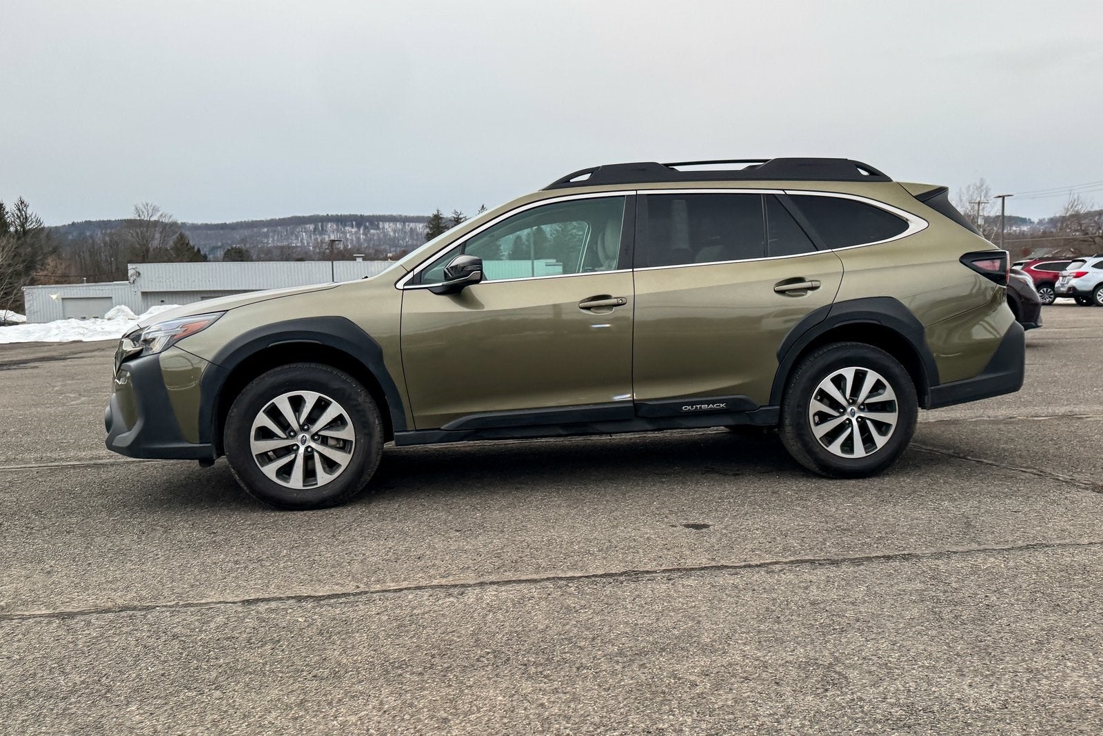 2023 Subaru Outback Premium
