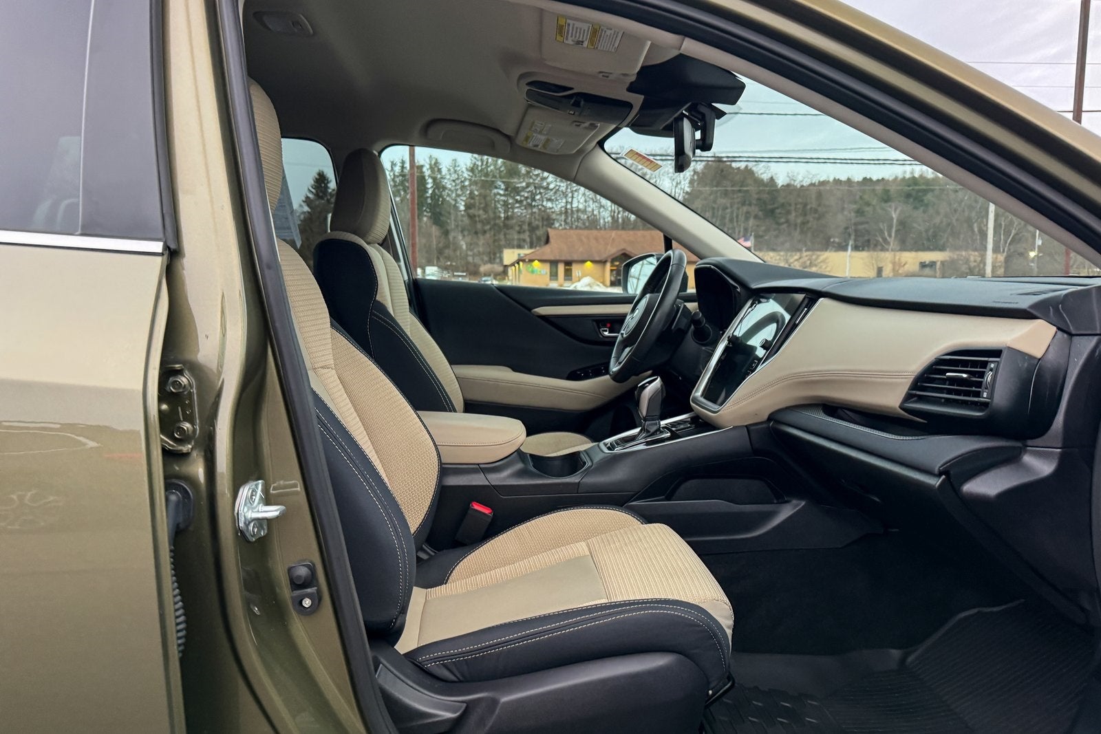 2023 Subaru Outback Premium