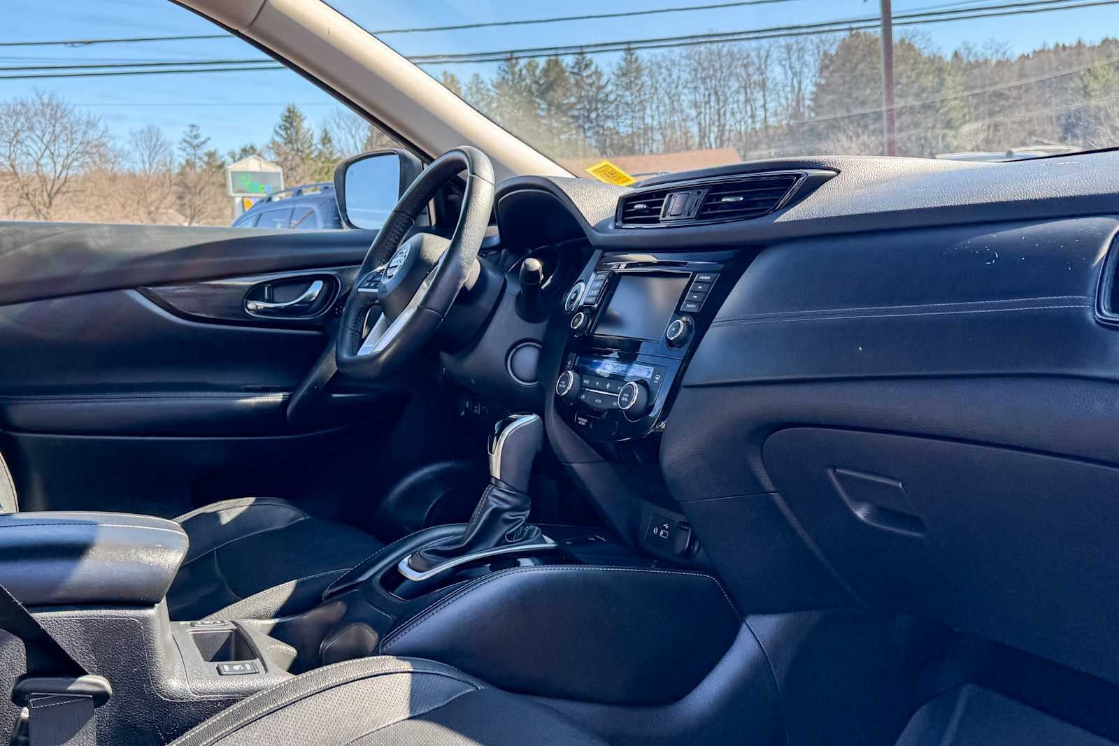 2020 Nissan Rogue SL