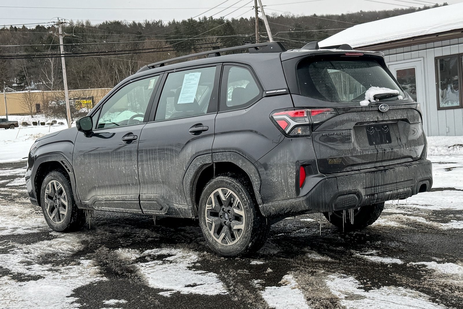 2025 Subaru Forester Base