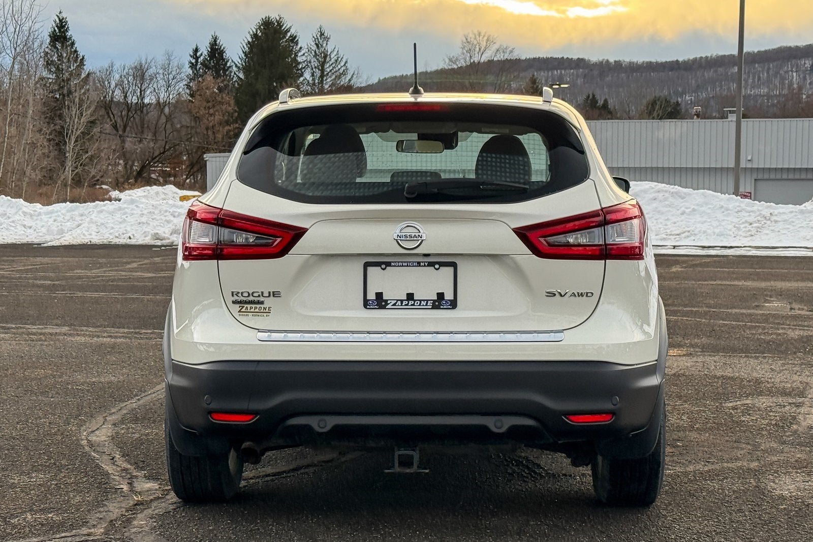 2021 Nissan Rogue Sport SV