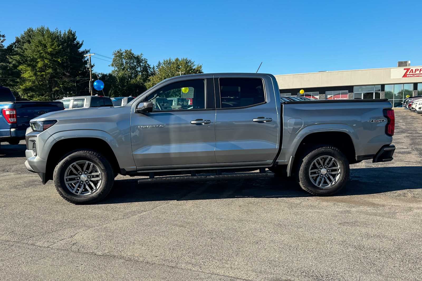 2024 Chevrolet Colorado 4WD LT