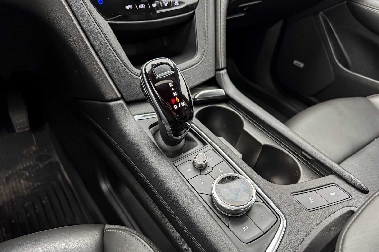 2025 Cadillac XT6 AWD Premium Luxury