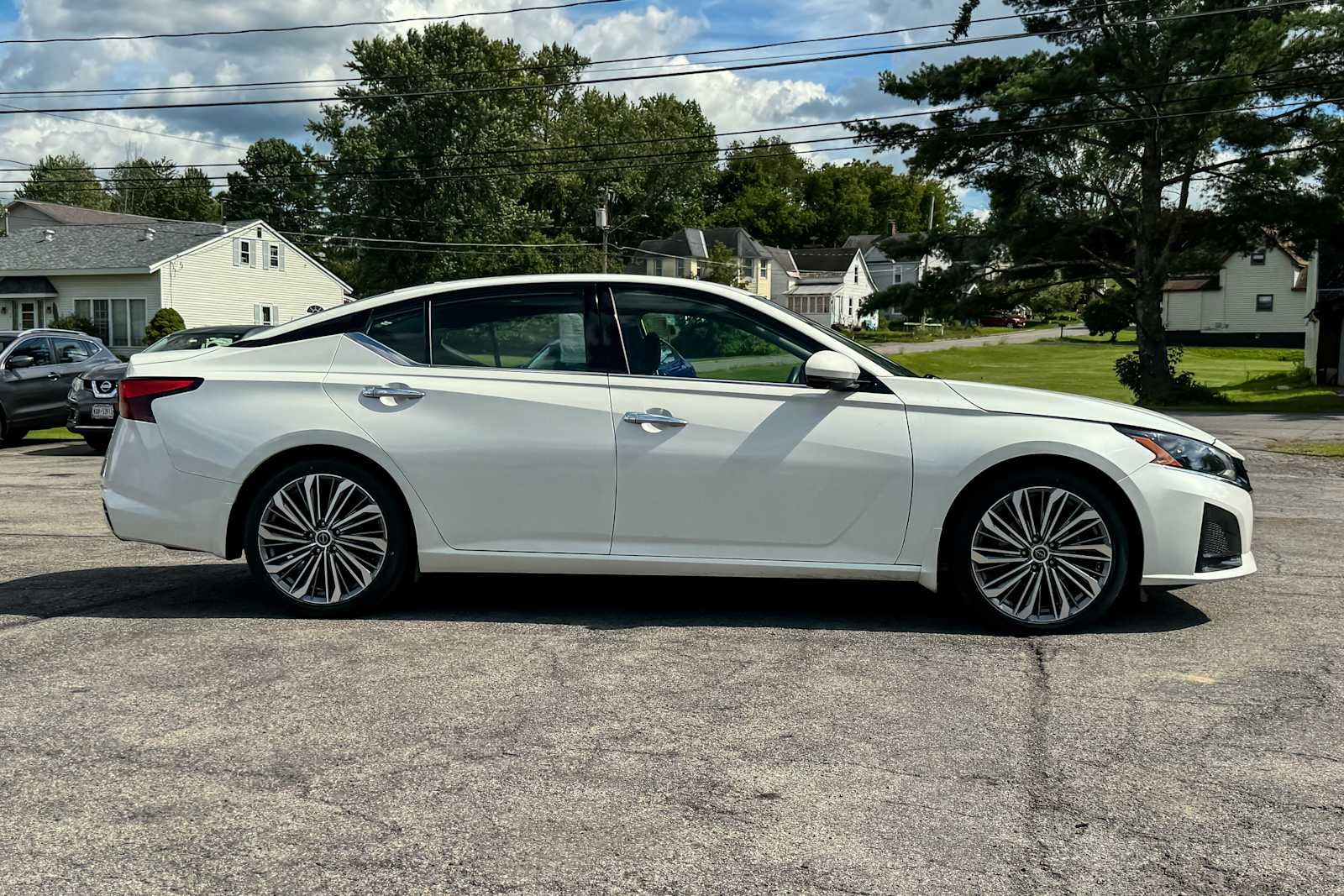 2024 Nissan Altima SL