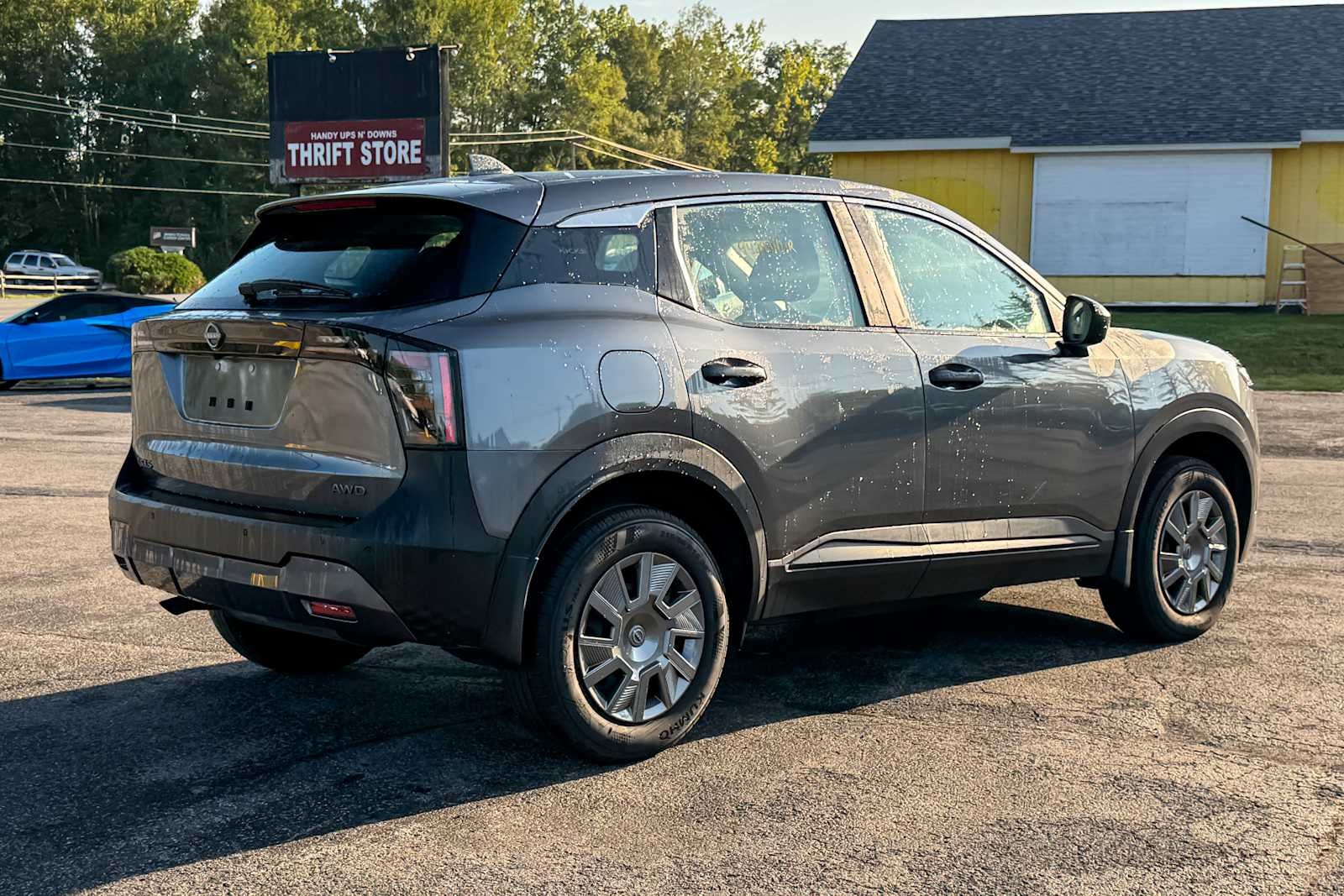 2025 Nissan Kicks S