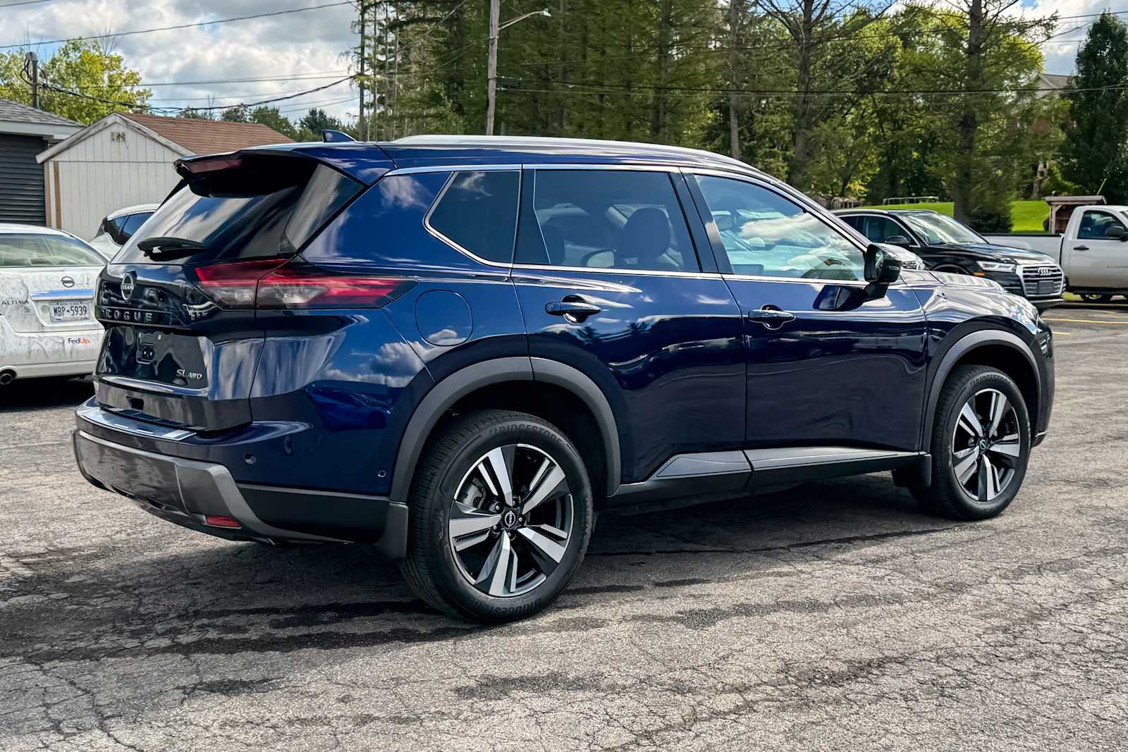 2024 Nissan Rogue SL