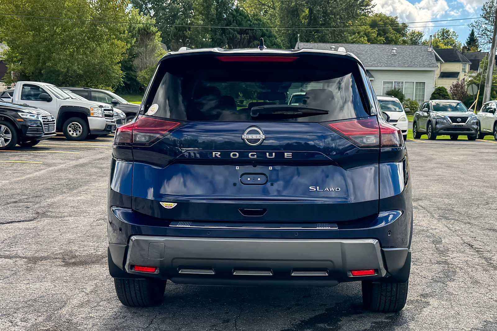 2024 Nissan Rogue SL