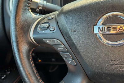 2020 Nissan Pathfinder SV