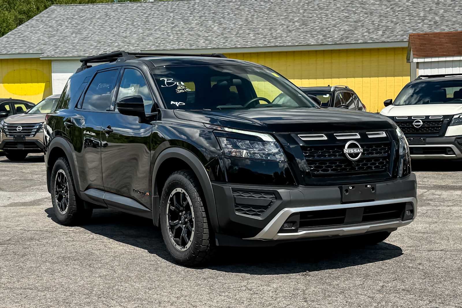 2025 Nissan Pathfinder Rock Creek®