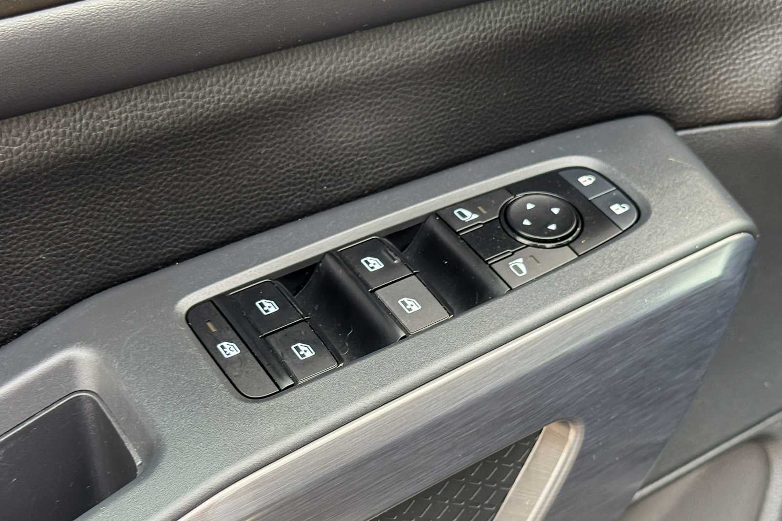 2023 Nissan Pathfinder Rock Creek