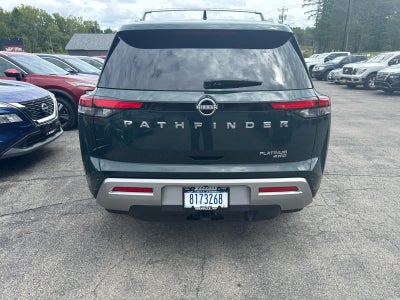 2025 Nissan Pathfinder Platinum