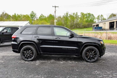 2017 Jeep Grand Cherokee Altitude