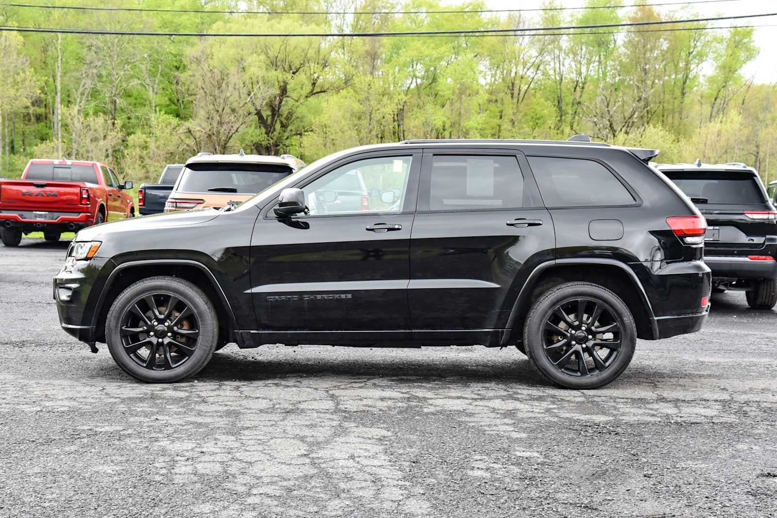 2017 Jeep Grand Cherokee Altitude