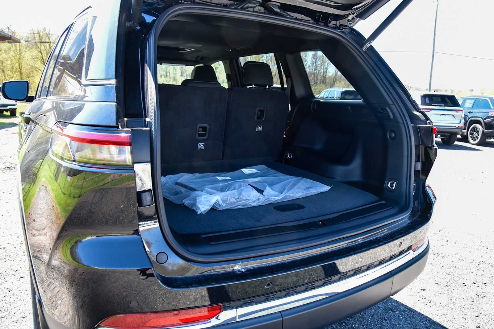 2026 Jeep Grand Cherokee Laredo X
