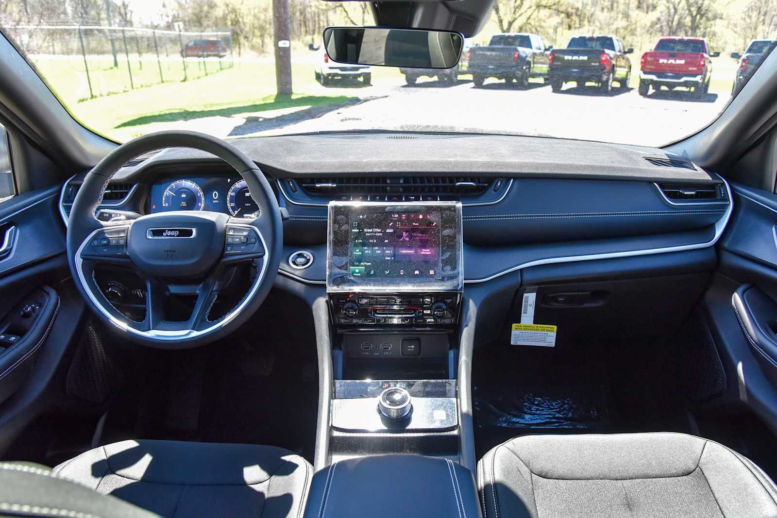 2026 Jeep Grand Cherokee Laredo X