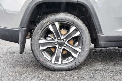 2027 Jeep Grand Cherokee Laredo