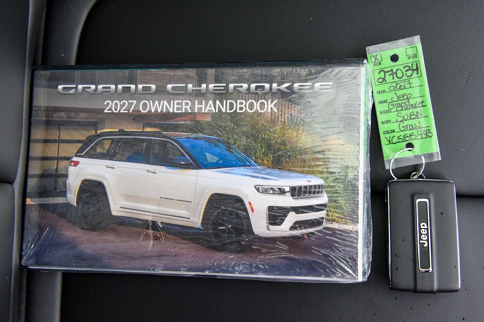 2027 Jeep Grand Cherokee Laredo