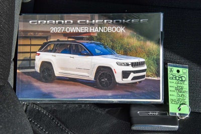 2027 Jeep Grand Cherokee Laredo X