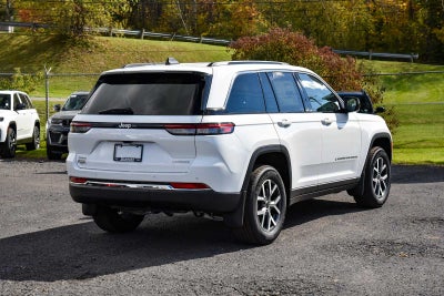 2027 Jeep Grand Cherokee Laredo X