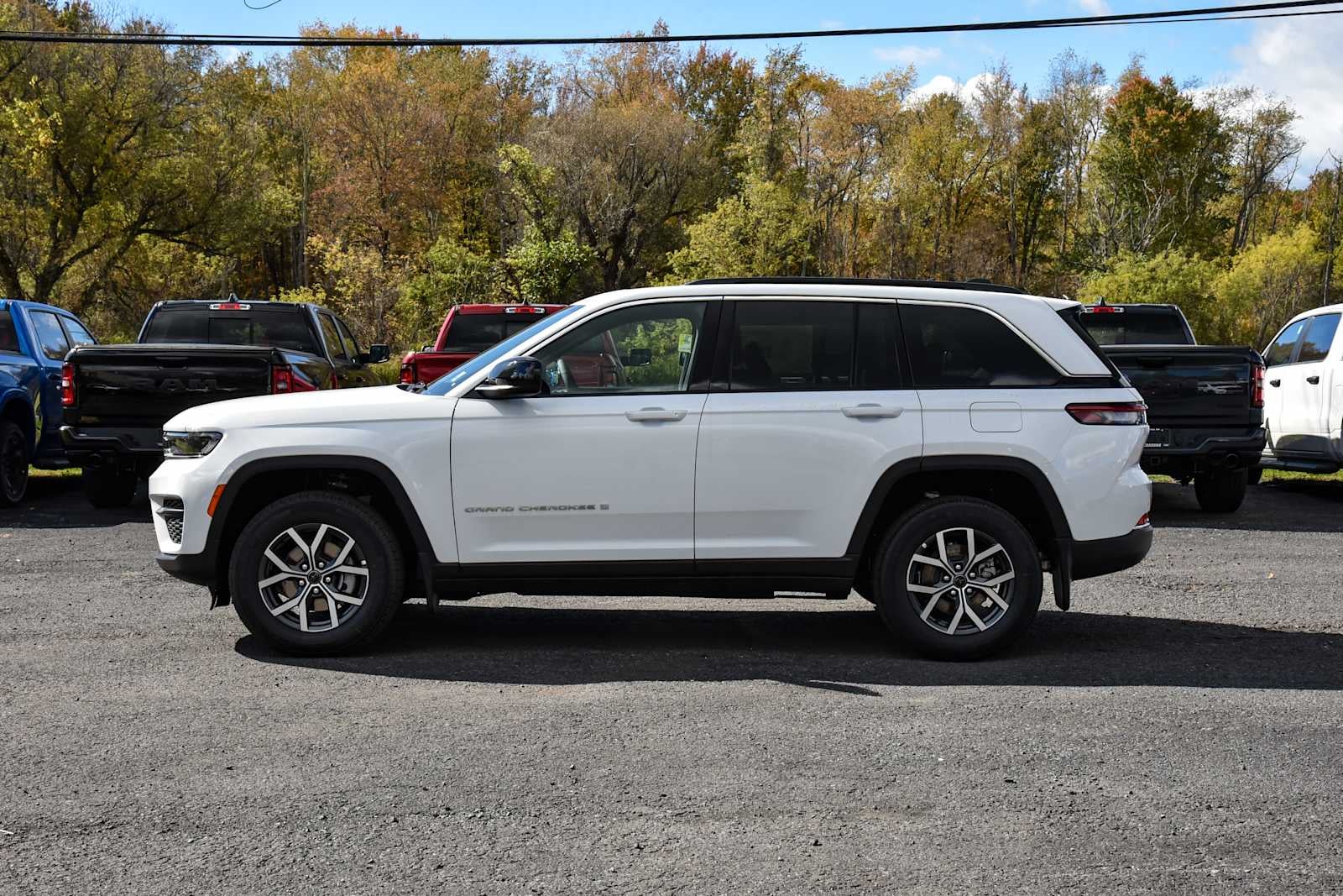 2027 Jeep Grand Cherokee Laredo X