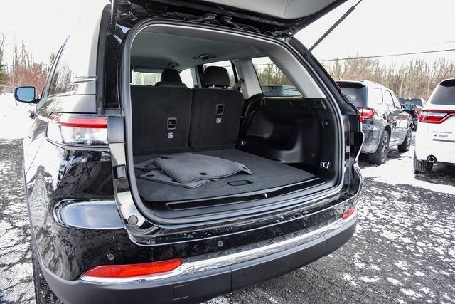 2024 Jeep Grand Cherokee Laredo