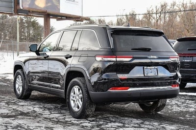 2024 Jeep Grand Cherokee Laredo