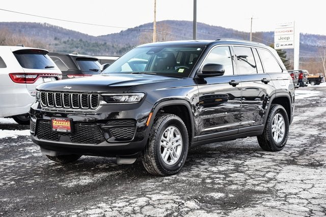 2024 Jeep Grand Cherokee Laredo