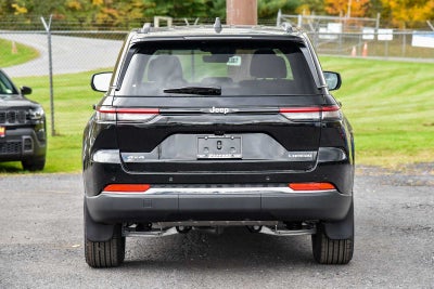 2027 Jeep Grand Cherokee Laredo X