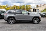 2027 Jeep Grand Cherokee Laredo X