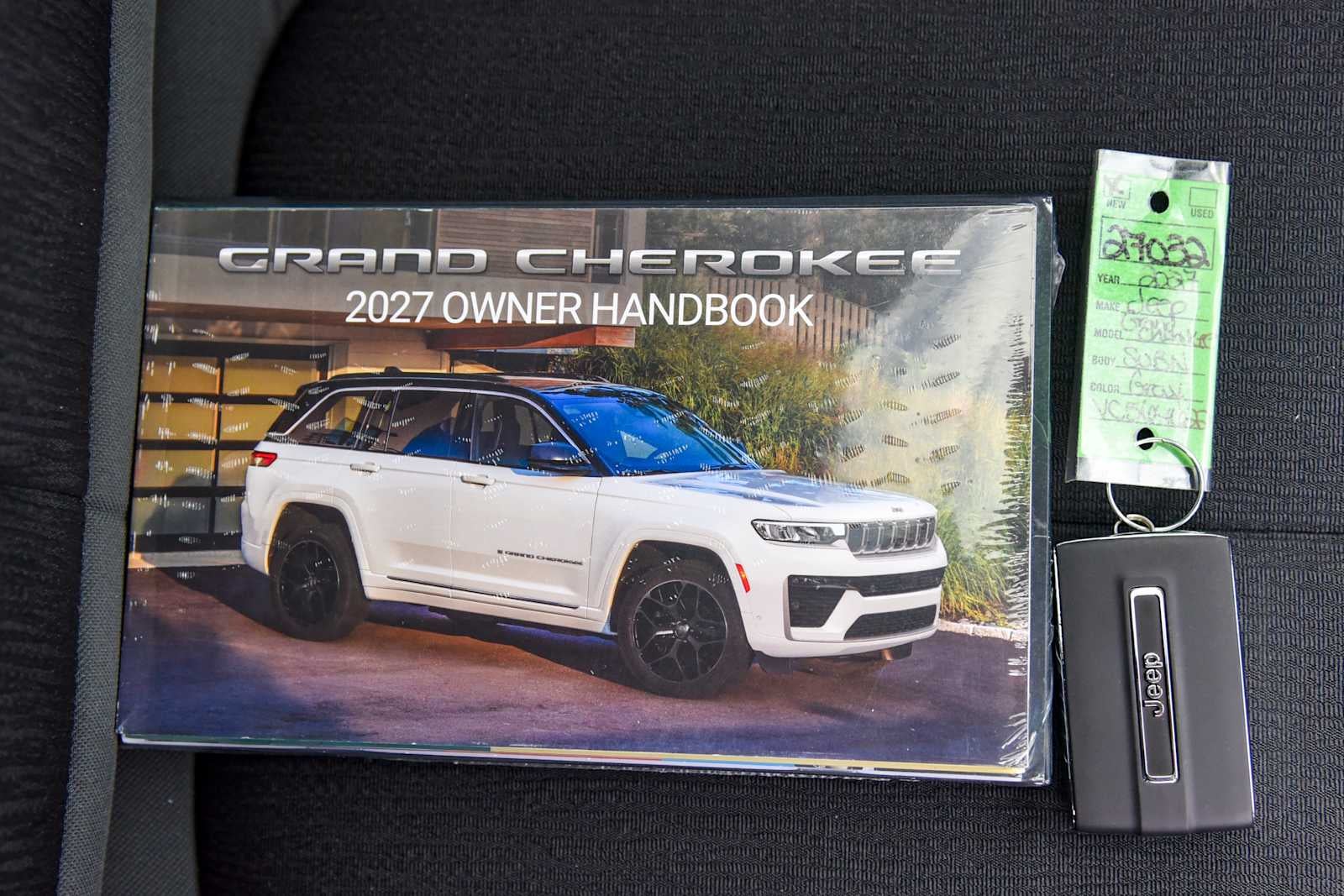 2027 Jeep Grand Cherokee Laredo X