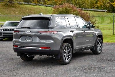 2027 Jeep Grand Cherokee Laredo X