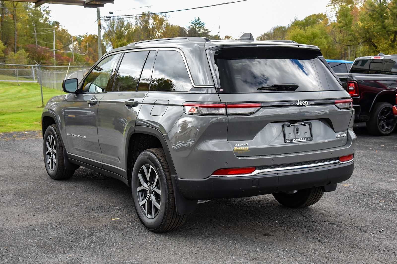 2027 Jeep Grand Cherokee Laredo X