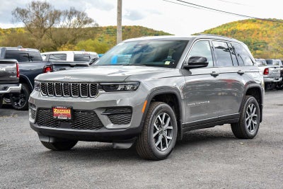 2027 Jeep Grand Cherokee Laredo X