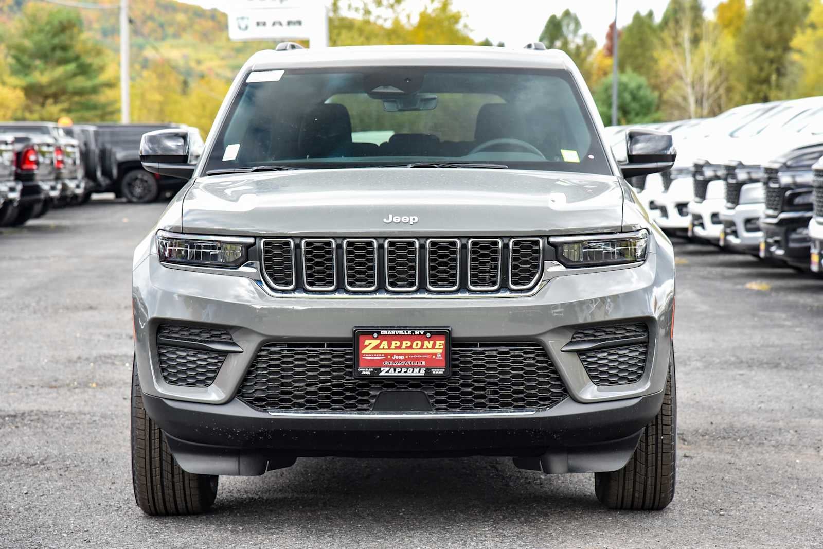 2027 Jeep Grand Cherokee Laredo X