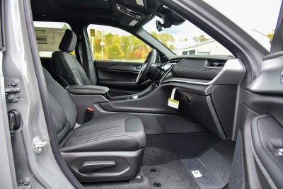 2027 Jeep Grand Cherokee Laredo X