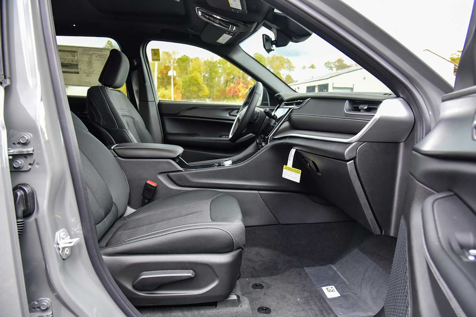 2027 Jeep Grand Cherokee Laredo X