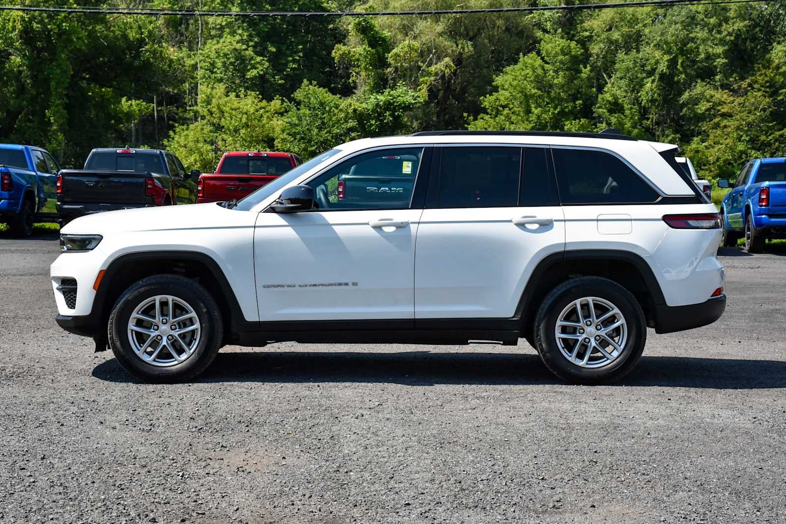 2024 Jeep Grand Cherokee Laredo X