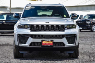 2026 Jeep Grand Cherokee Laredo Altitude
