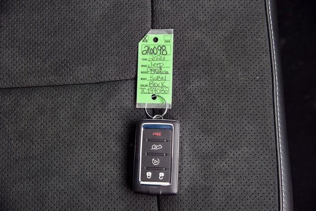 2026 Jeep Grand Cherokee Laredo Altitude